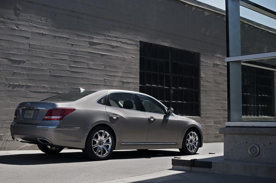  Hyundai Equus 2009 года  (фото 72 из 128)
